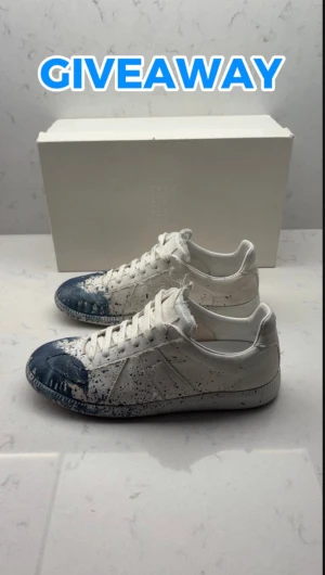 Maison Margelia  - ♣️Giveaway på Maison Margelia♣️.                          Följ nedan för att delta.                                                   📌följ oss här på plick.                                                   📌lika annonsen.                                                               📌lika alla våra annonser.                                               💎köp nåt av oss = 10 extra lotter                                🎟️ vinnaren dras den 24 december (julafton)🎟️