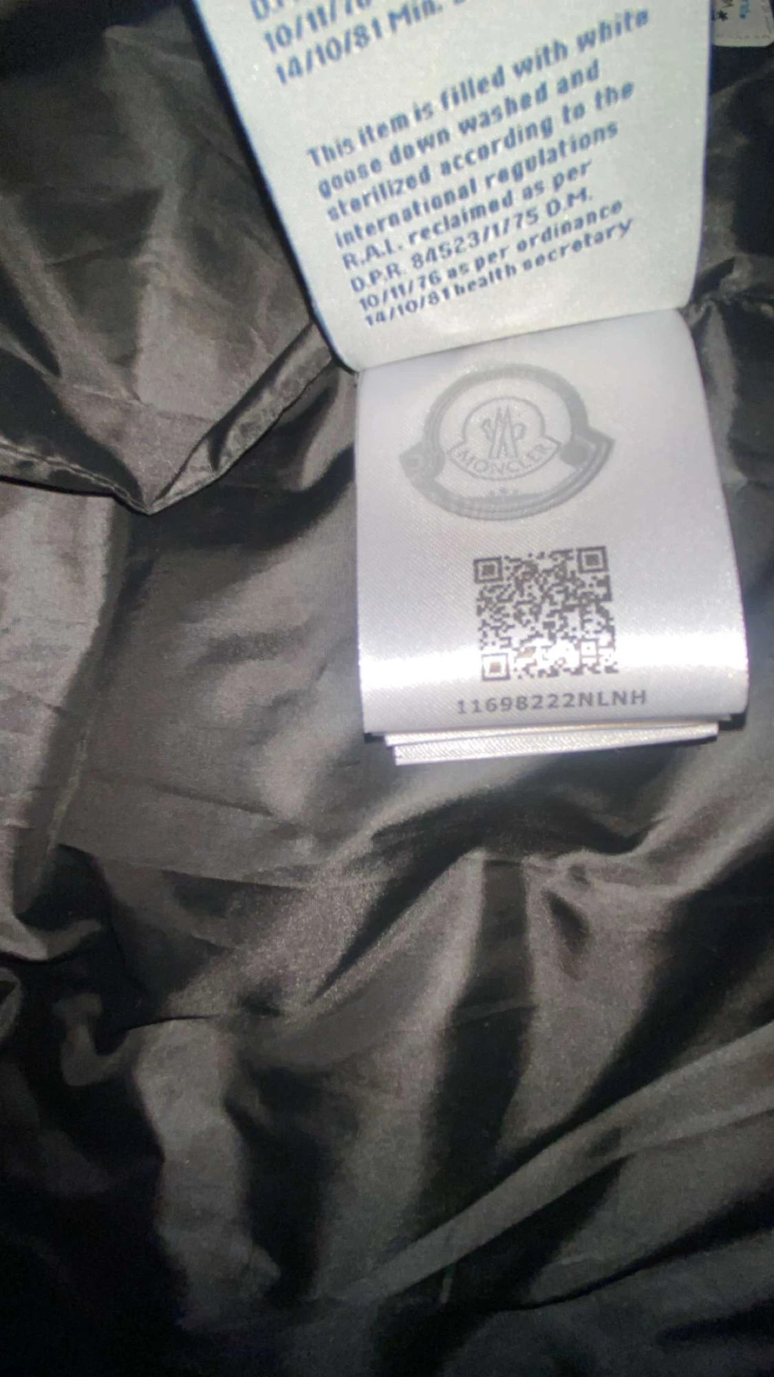 Svart Moncler pufferjacka med huva - 6