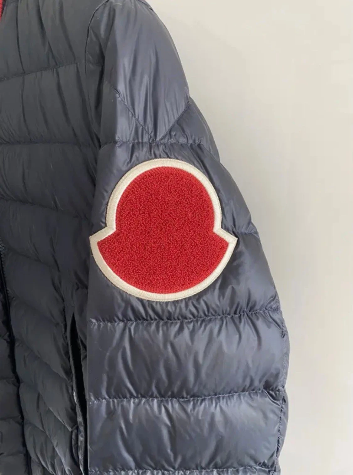 Moncler mörkblå pufferjacka - 1
