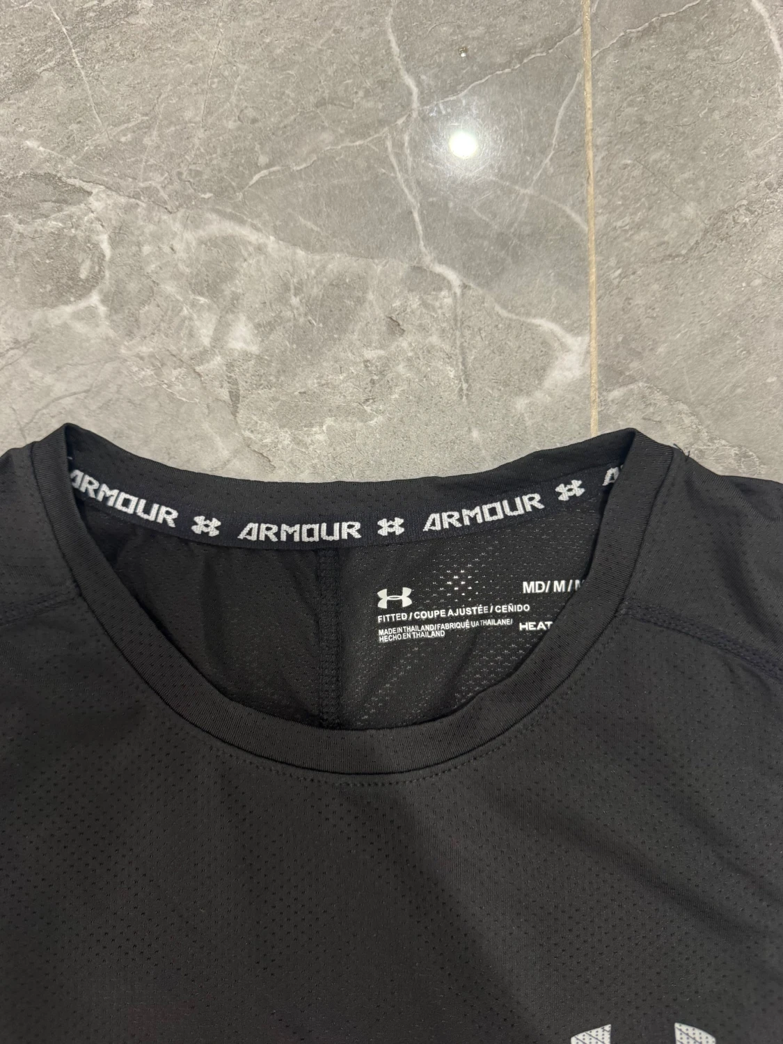 Svart ärmlös träningstopp Under Armour - 2