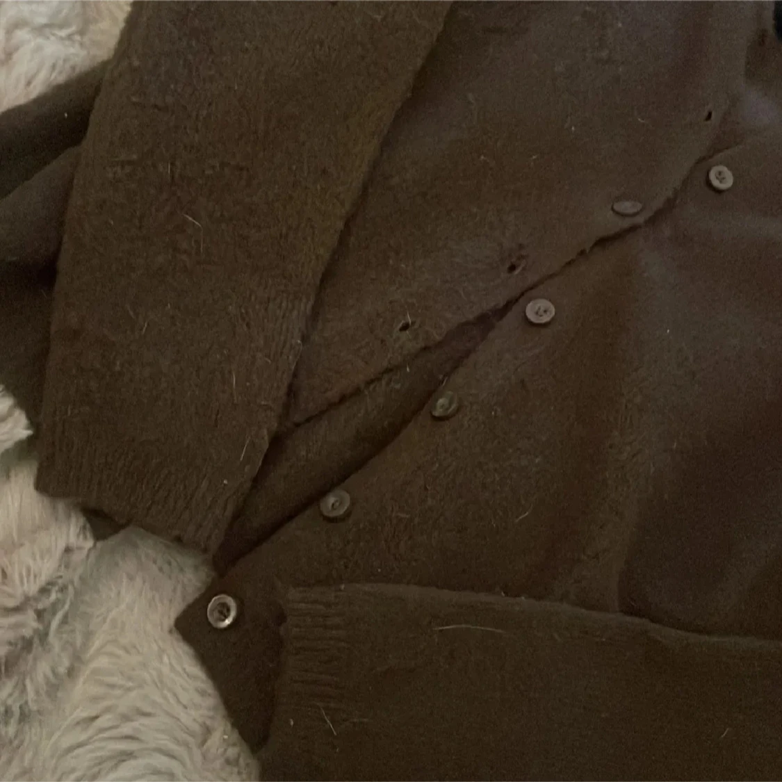 Brun kofta från 157 med knappar - 2