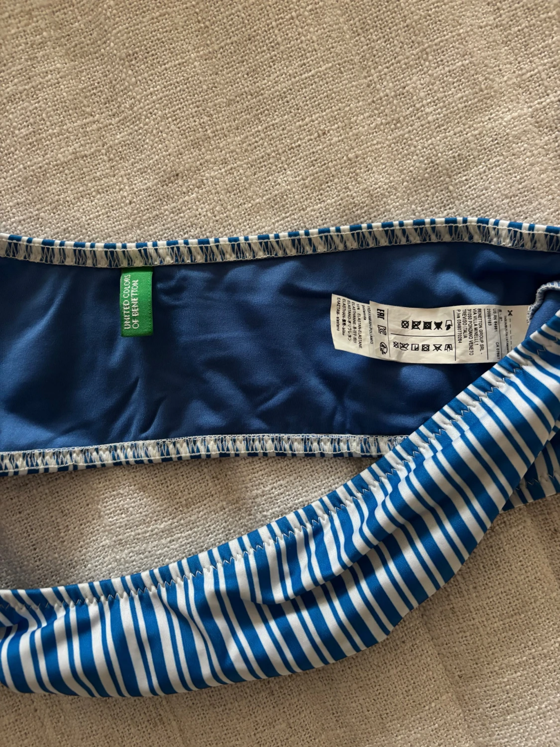 Randig bikiniöverdel från Benetton - 2
