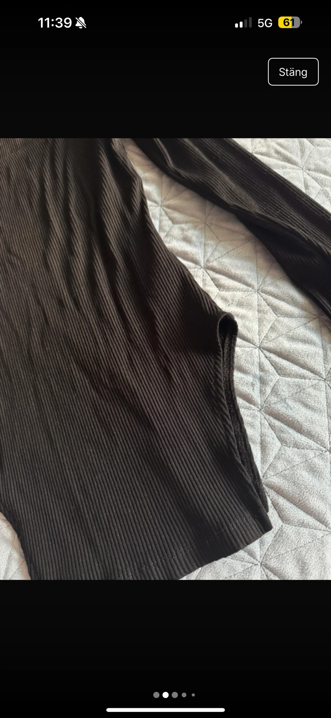 Ribbad brun långärmad klänning NA-KD