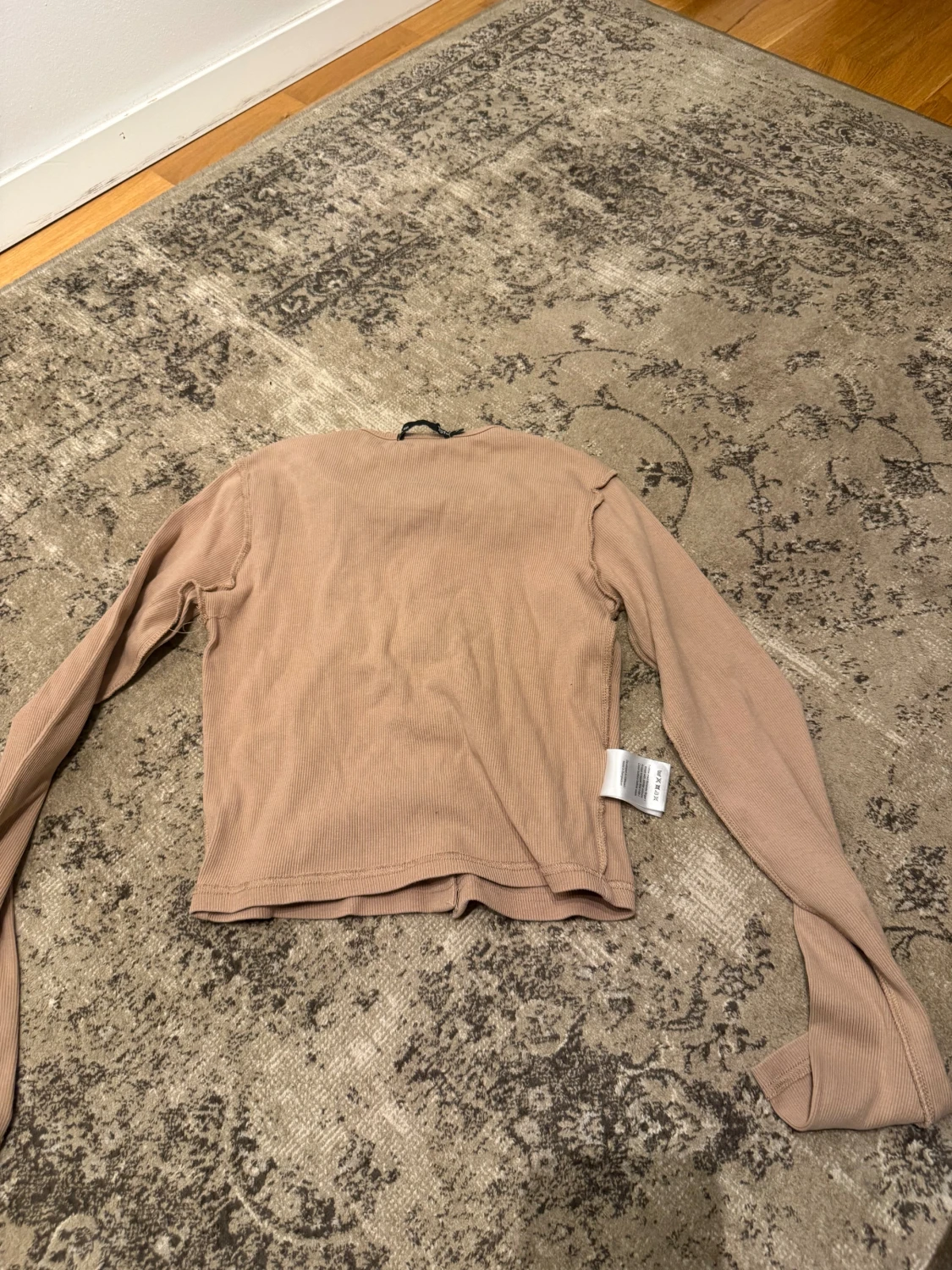 Tre super bra långärmade tröjor  - 2