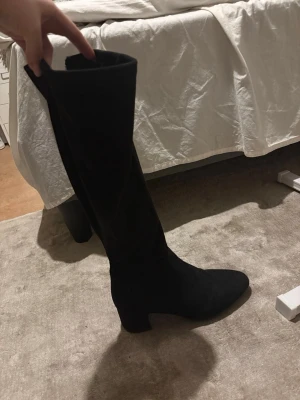 Tamaris stövlar - Nästan oanvända nypris 1000 ca.