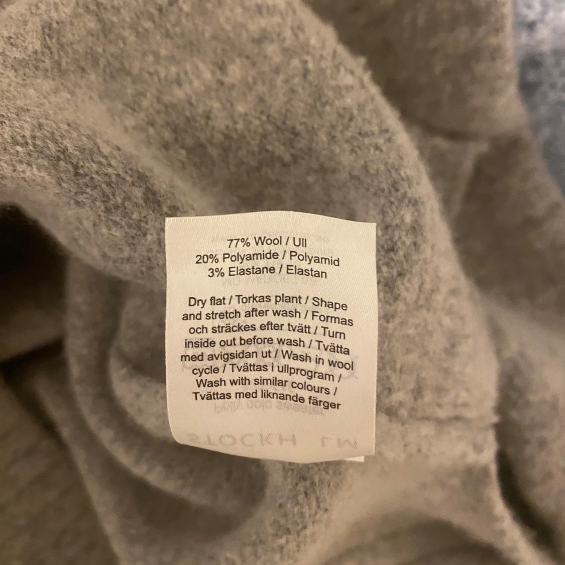 Grå polotröja i ull från stockh LM - 3