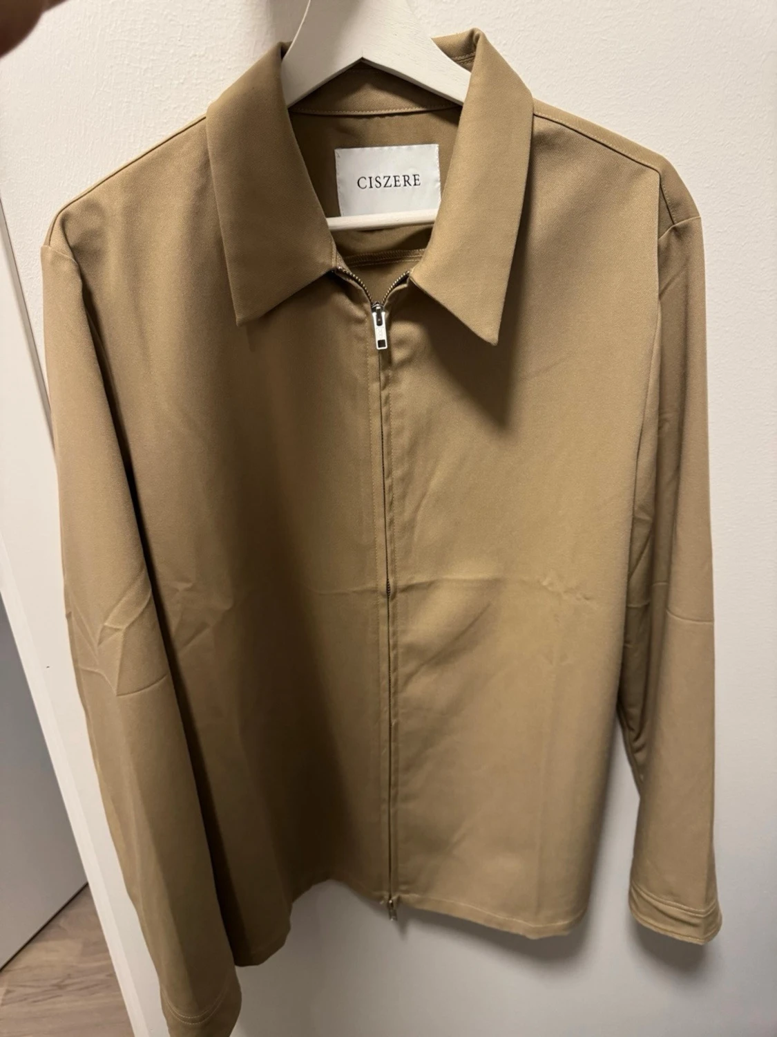 Beige overshirt från Ciszere - 2