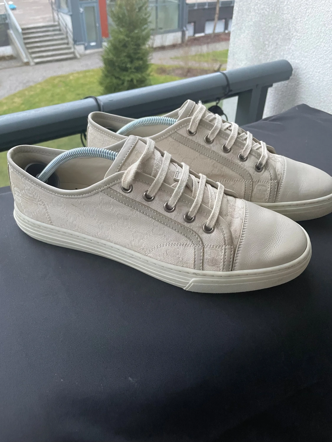 Gucci Canvas Low  - 1