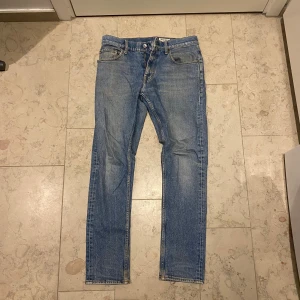 Tiger Of Sweden Jeans Pistolero - Säljer dessa Tiger Of Sweden jeans i modellen Pistolero med slim-fit passform då de inte passar mig längre. Jeansen har använts ganska mycket men har inga större defekter. Storlek 31/32. Pris 299 kr men går att förhandla!