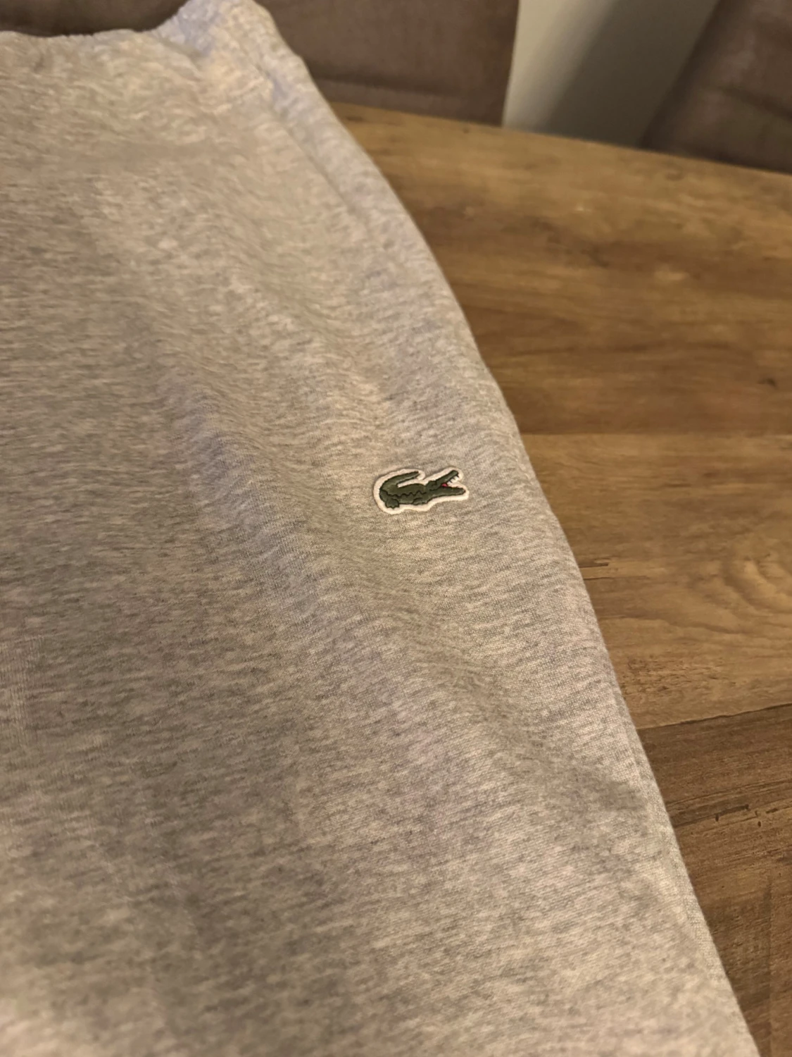 Grå mjukisbyxor från Lacoste L - 1