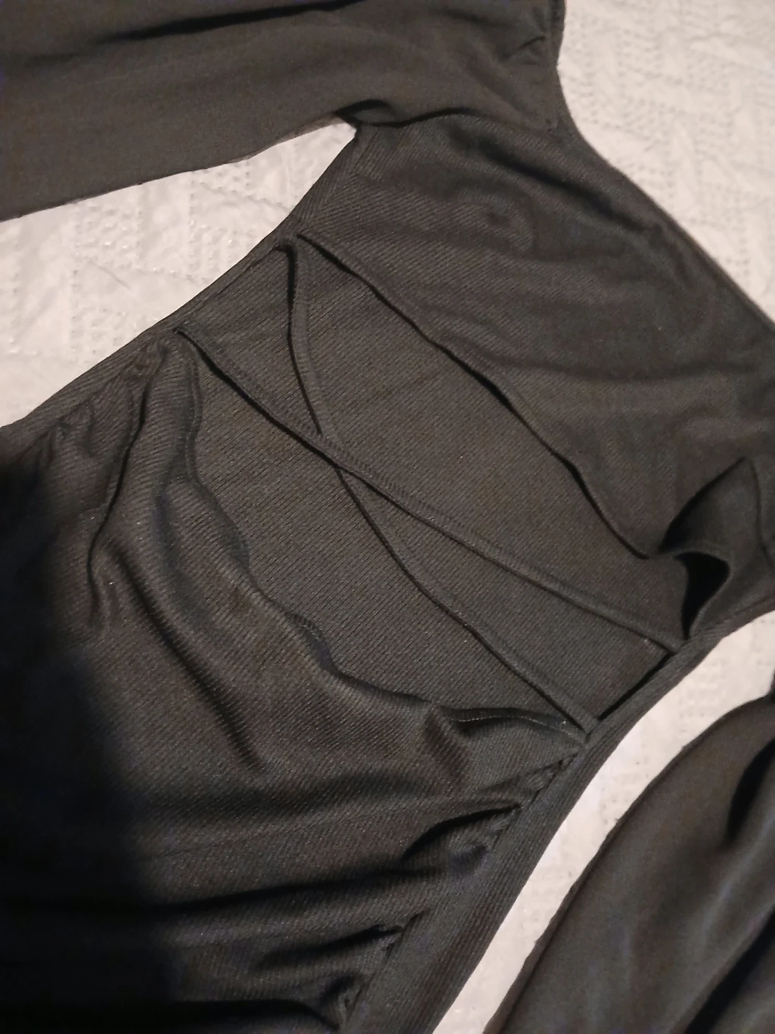 Svart kort klänning med puffärm från SHEIN - 1