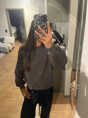 Mörkgrå oversized sweatshirt - Enkel grå tjocktröja