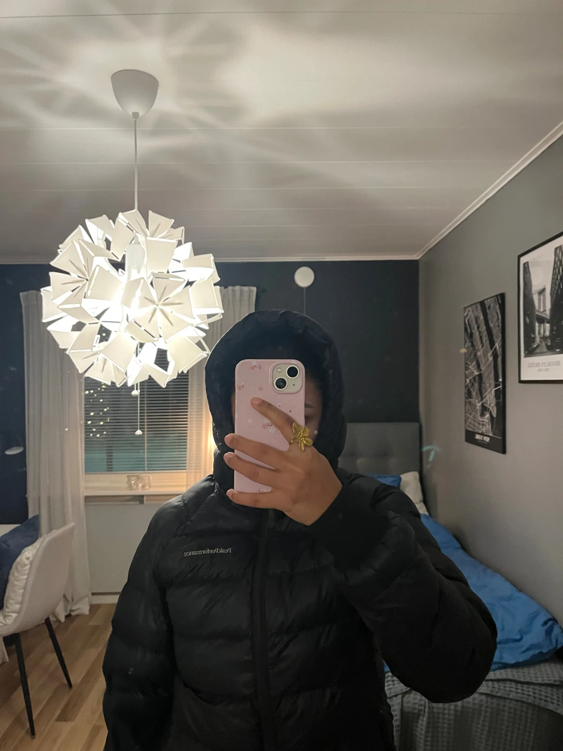 Svart Peak Performance dunjacka - 3