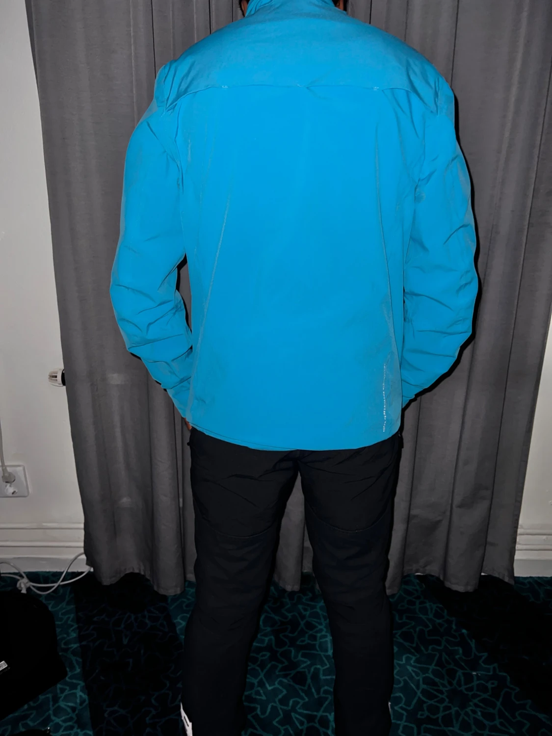 Blå vindjacka från FOUR-D, storlek S - 2