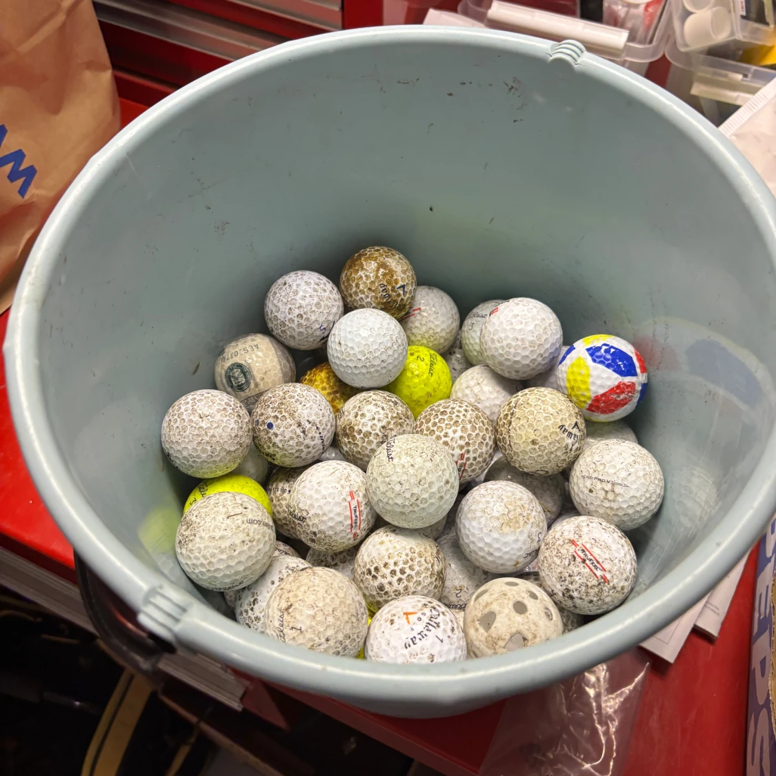 Begagnade golfbollar, blandade märken - 1