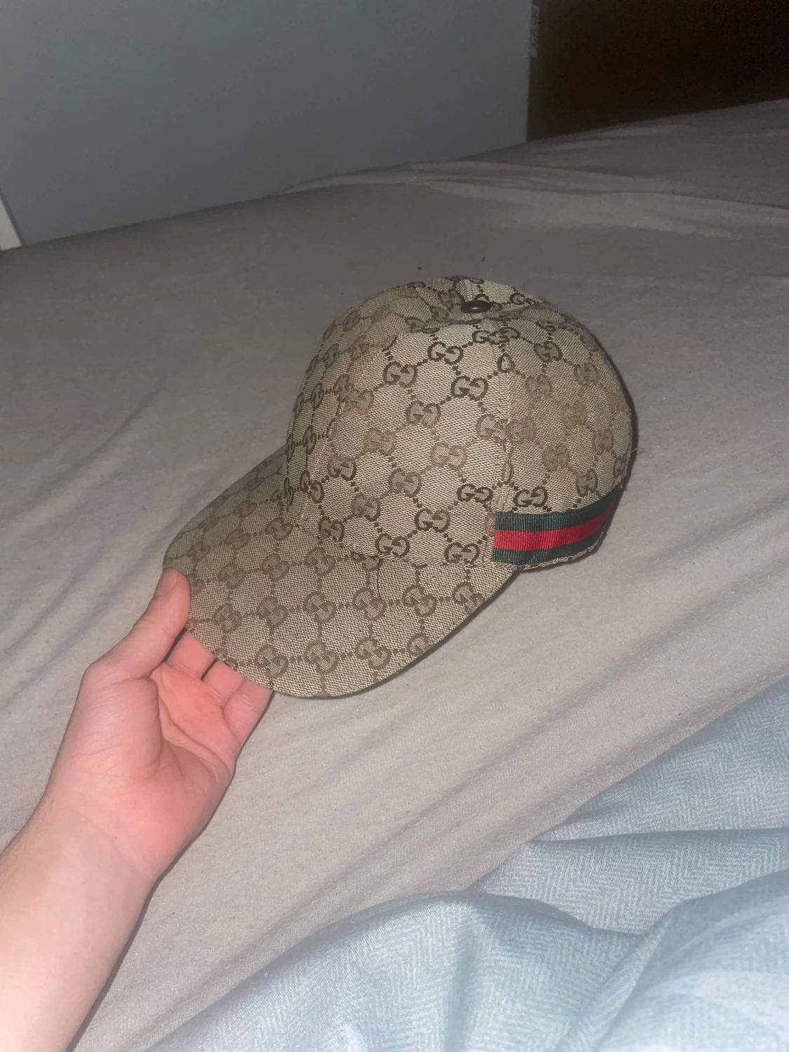 Gucci keps med GG-mönster