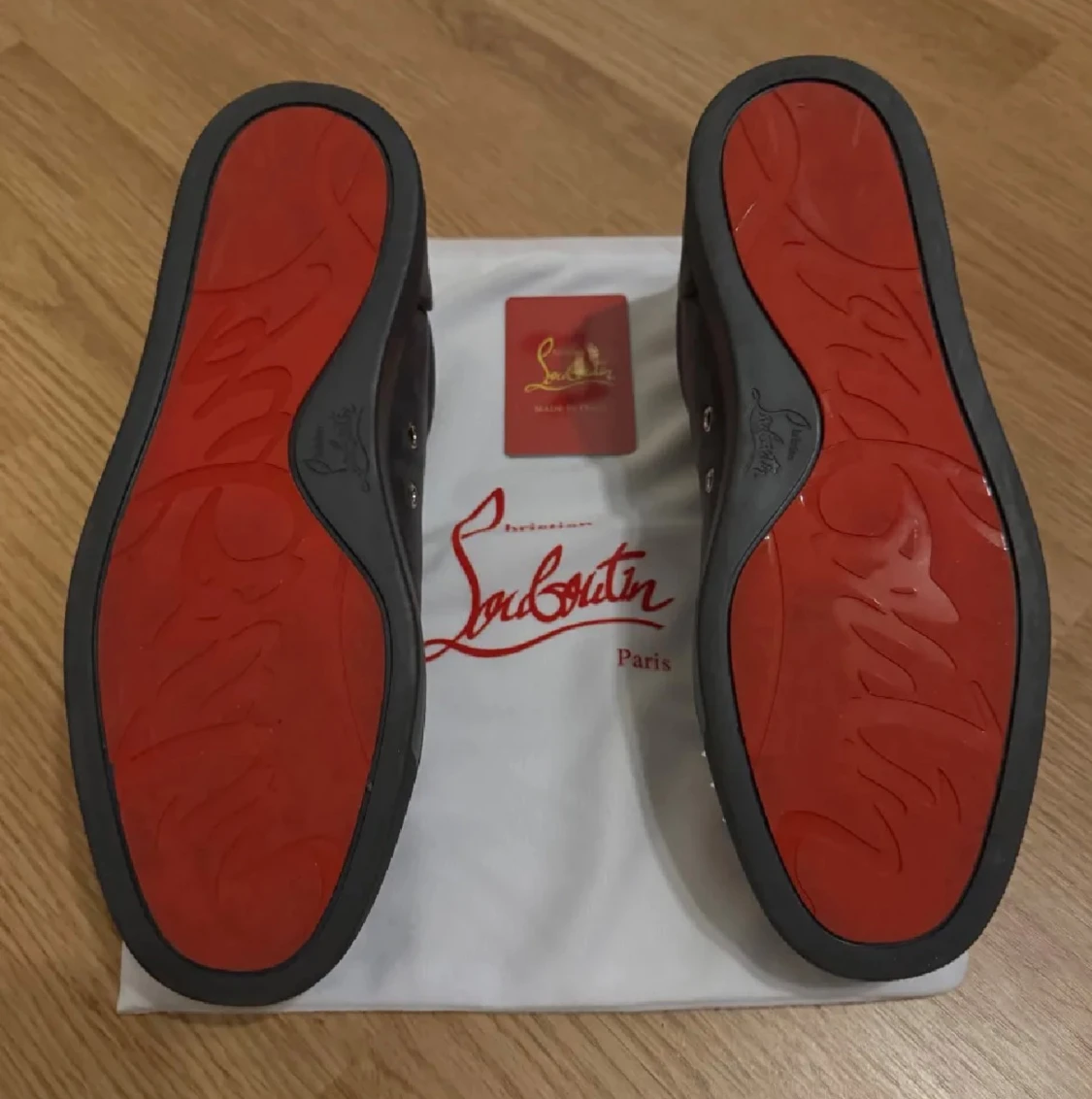 Christian Louboutin svarta sneakers med nitar - 3