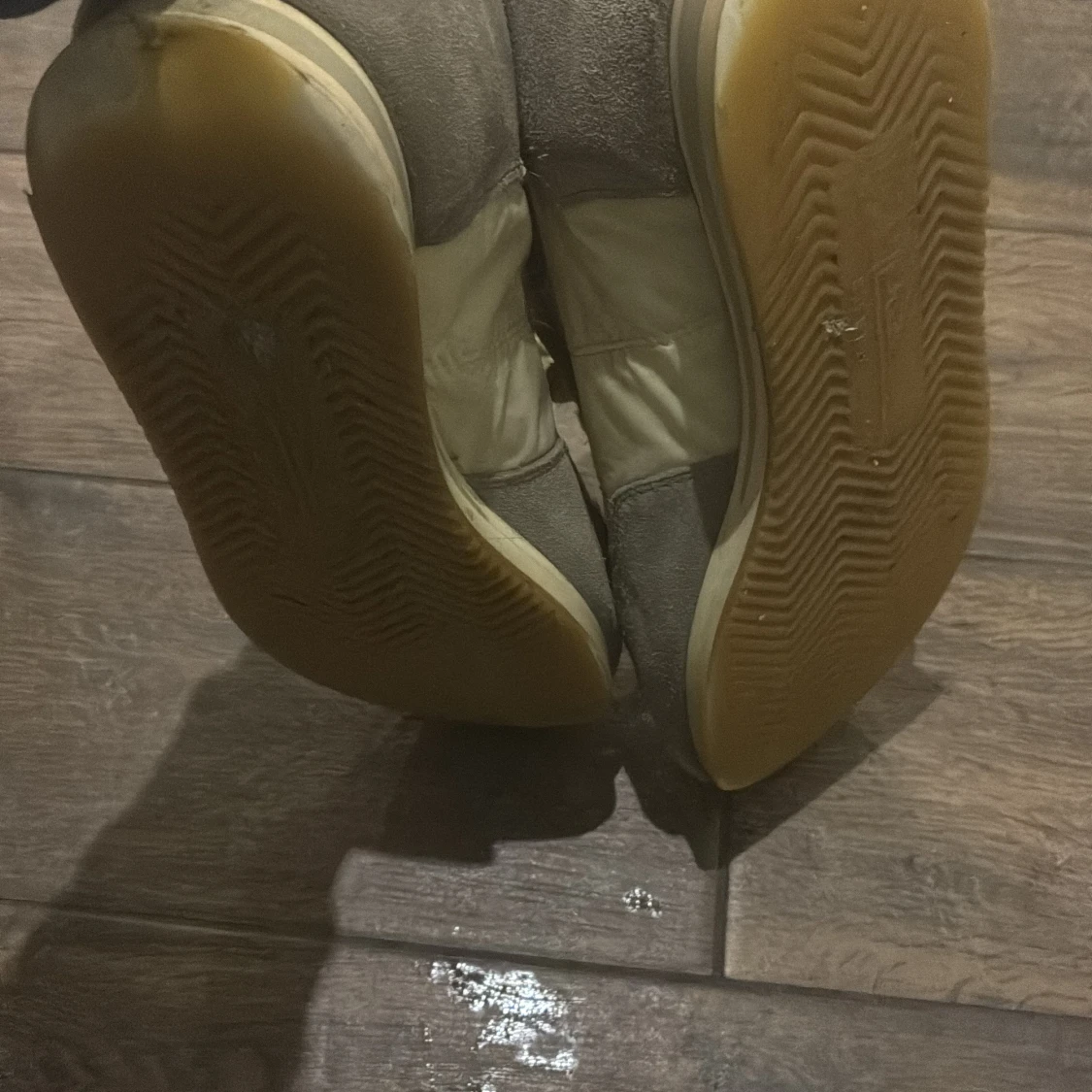 Beige sneakers från Philippe Model - 2