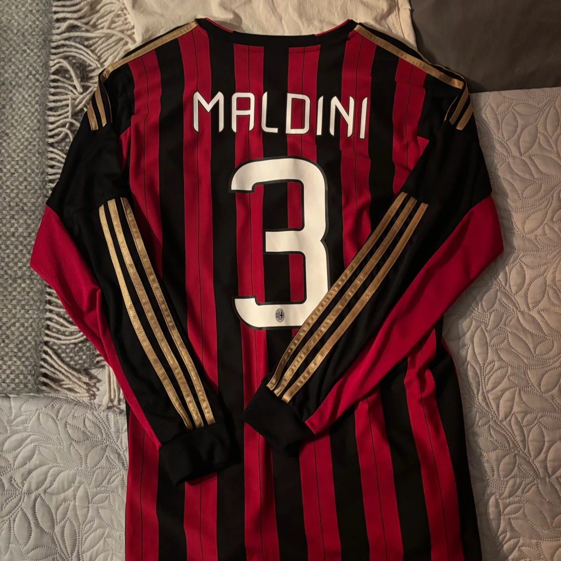 Maldini matchtröja.