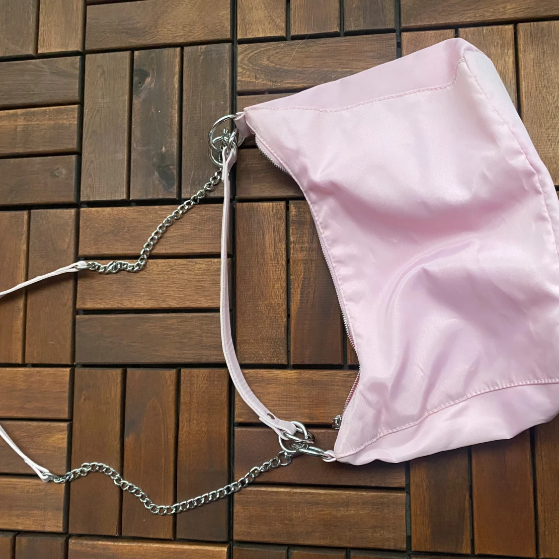 OANVÄND ä axelväska med kedja - 4