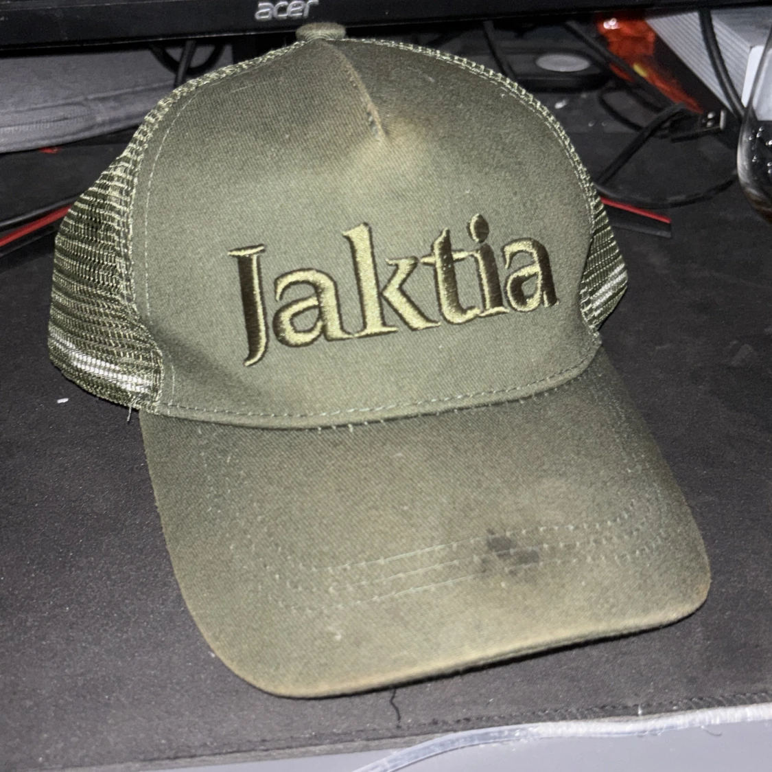 Olivgrön Jaktia keps med mesh