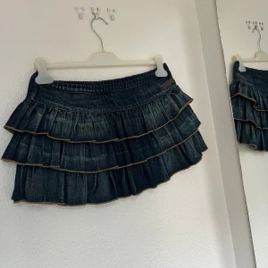 Replay - Supersöt minikjol i jeans från replay 💙UNIK