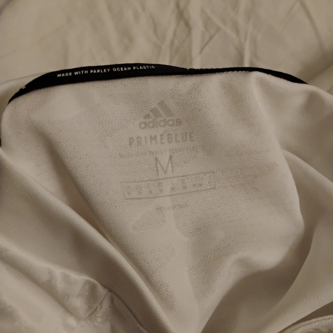 Vit Adidas Primeblue t-shirt M - 2