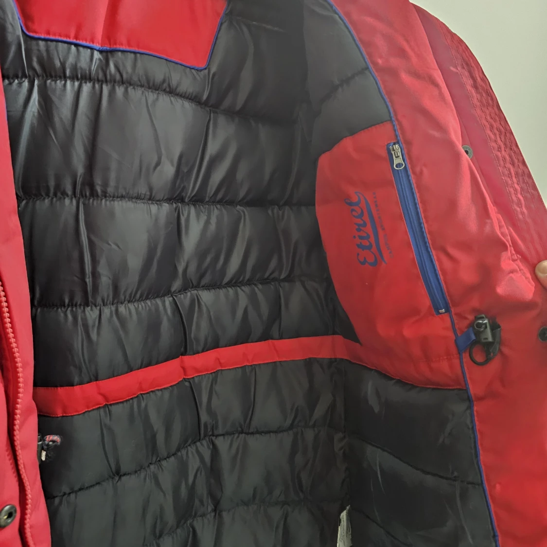 Röd parkajacka från Etirel - 1