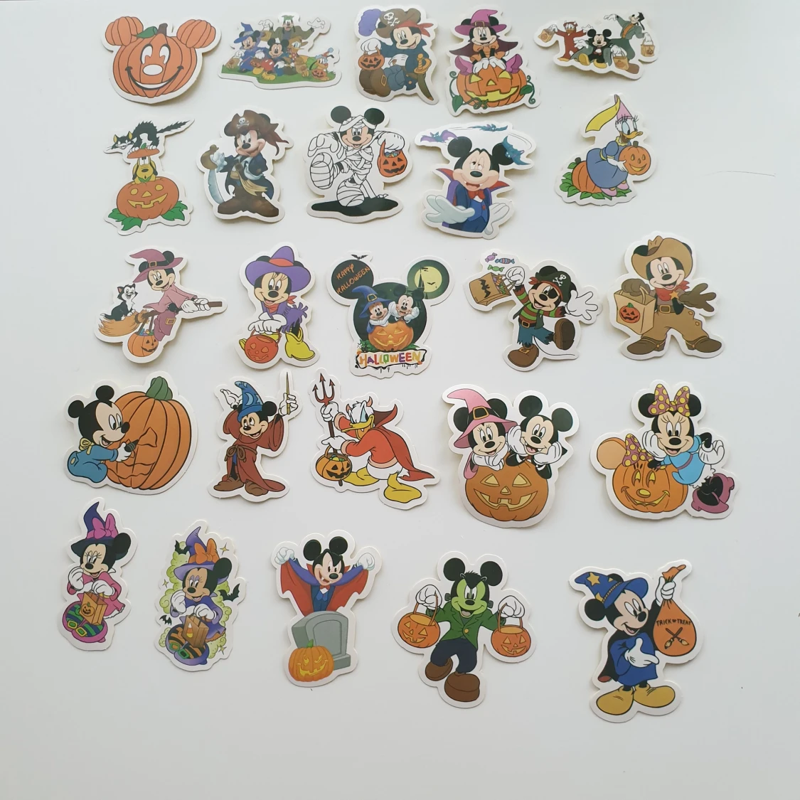 25st Disney Halloween Klistermärken - 1