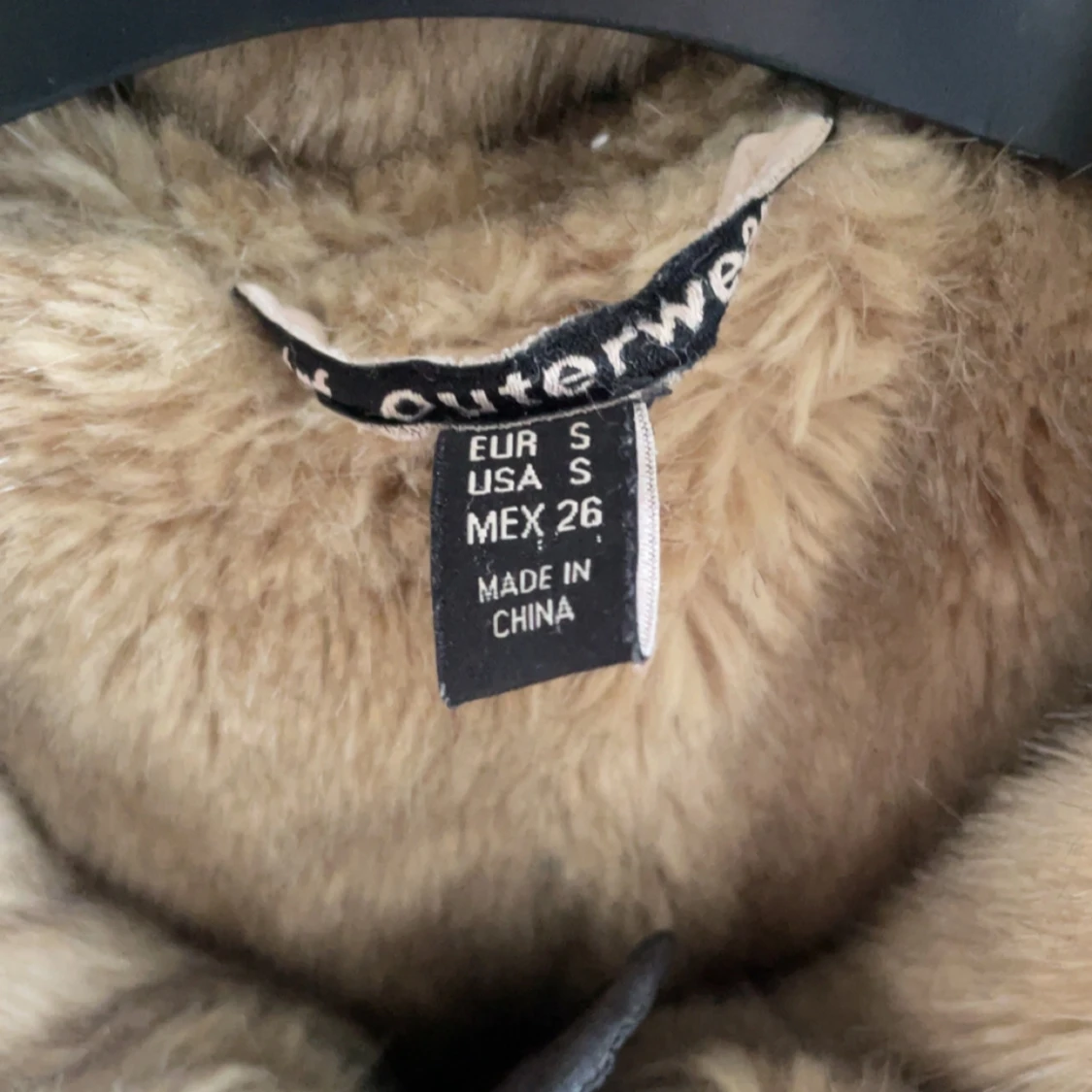 Svart pufferjacka  - 2