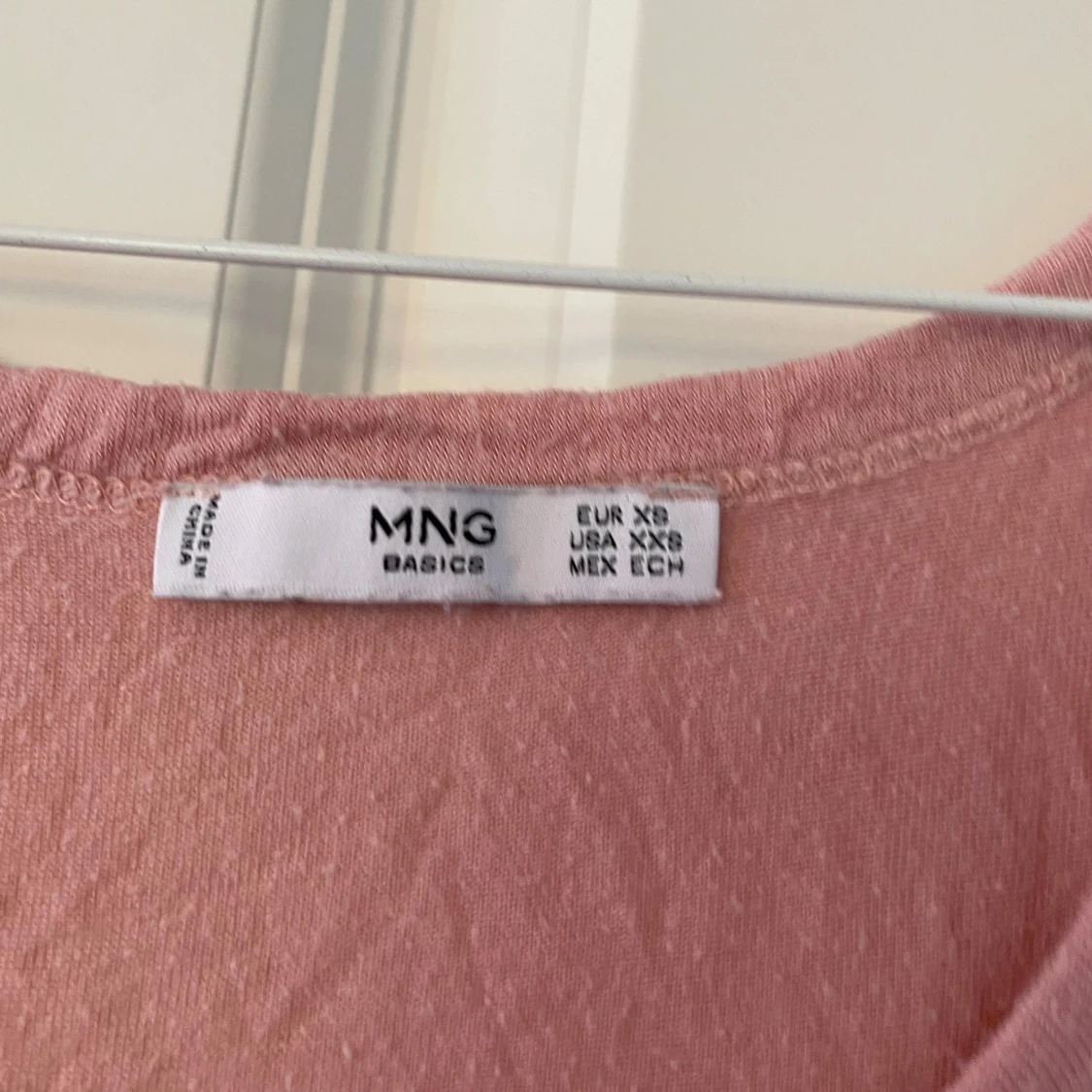 Rosa linnetopp från MNG Basics - 2