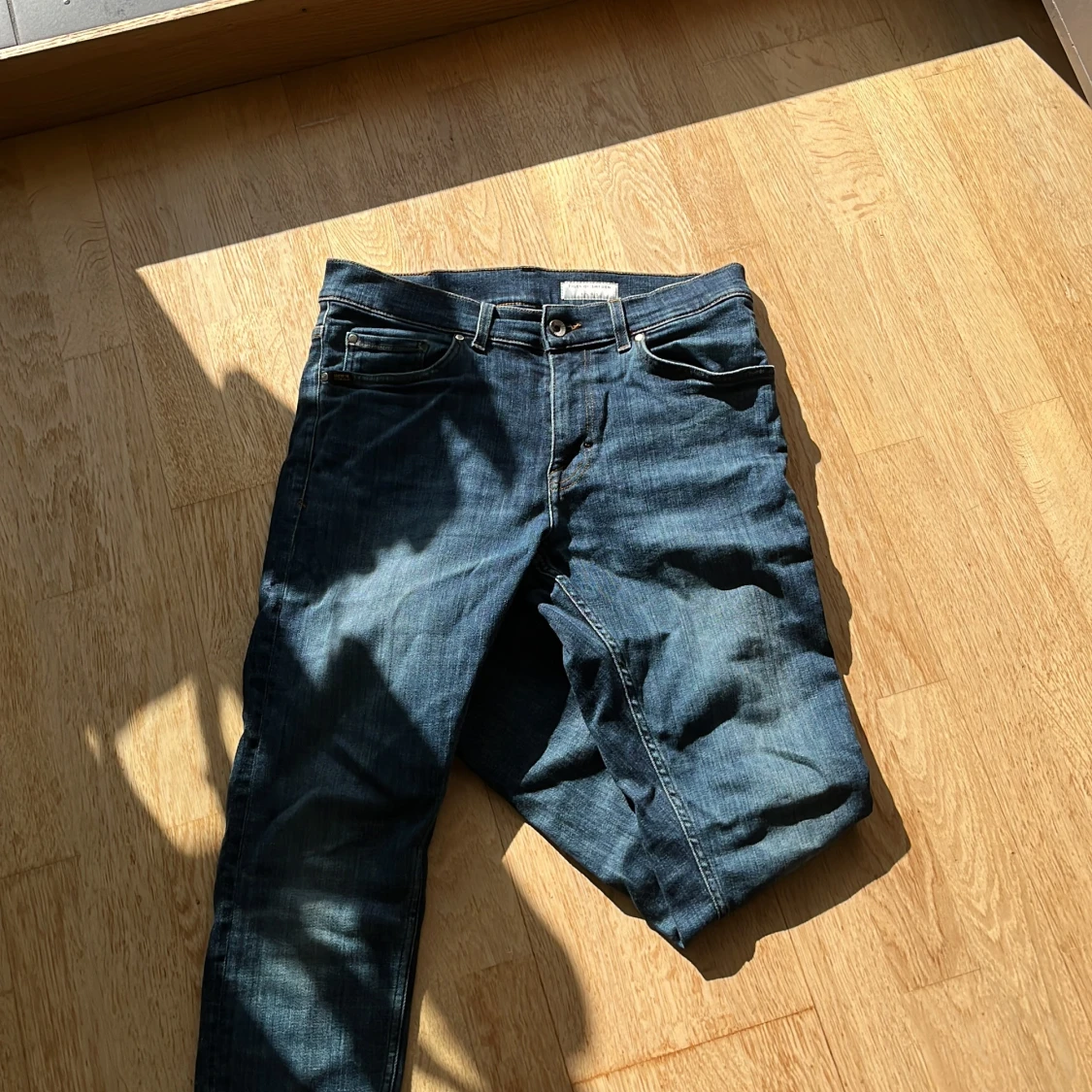 Blå jeans från Tiger of Sweden - 2