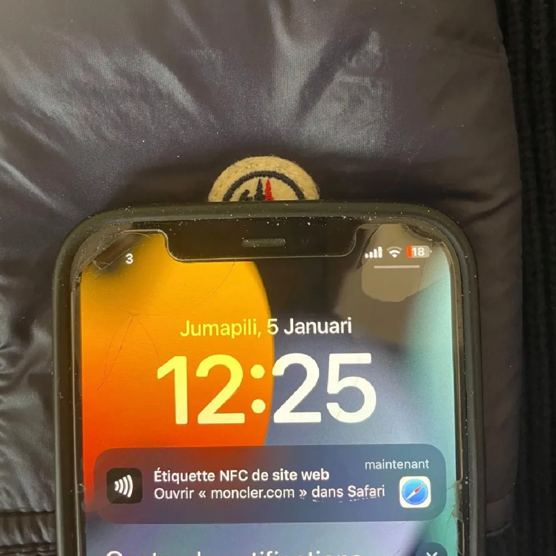 Mörkblå Moncler pufferjacka med huva - 2