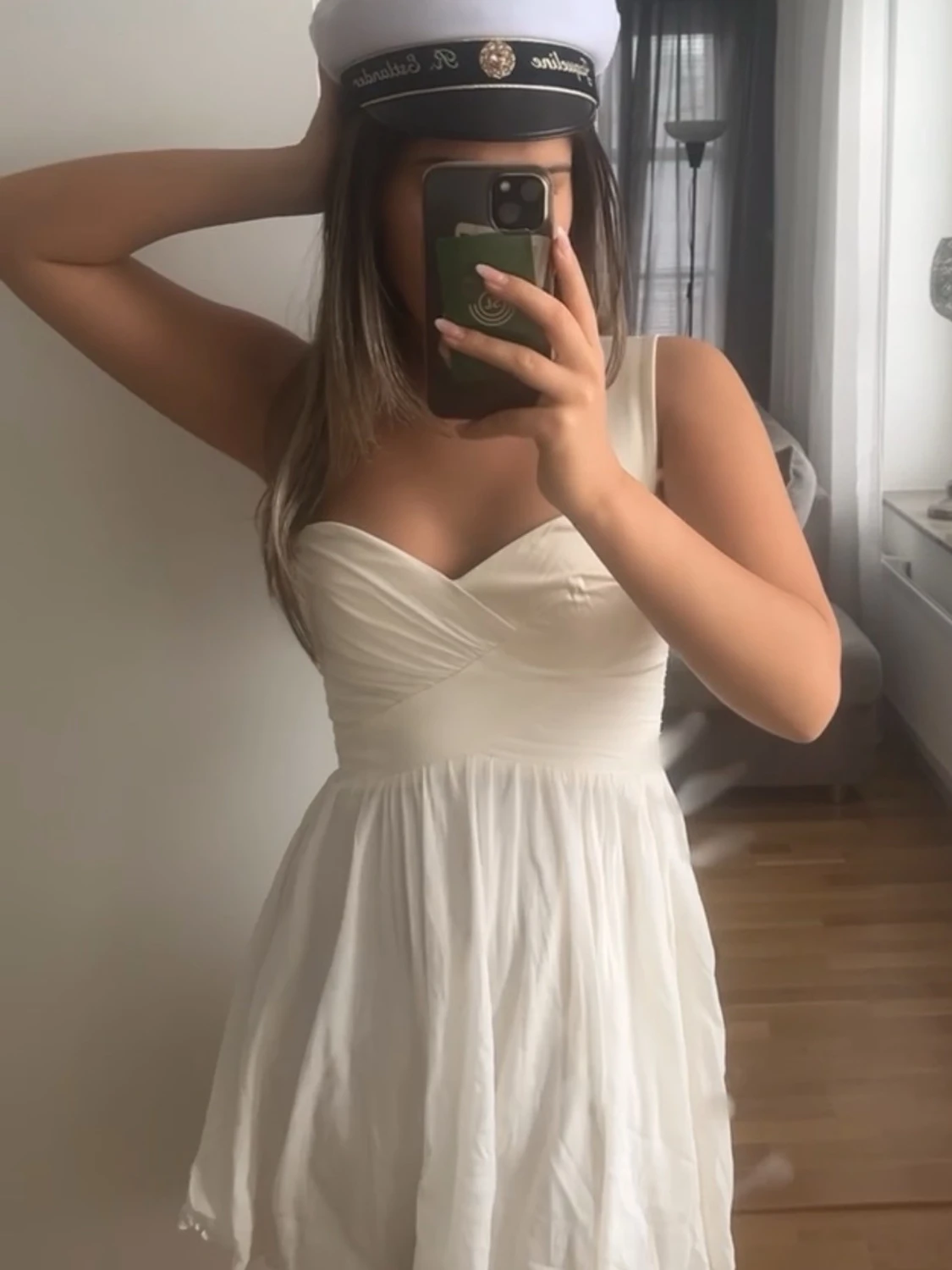 Vit klänning (student)