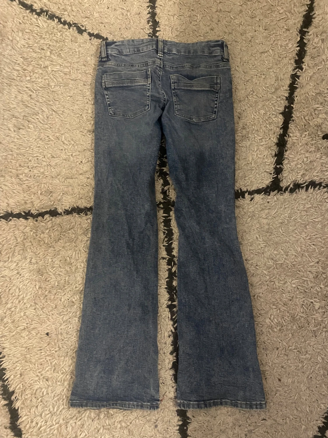 Low waist bootcut jeans - 2
