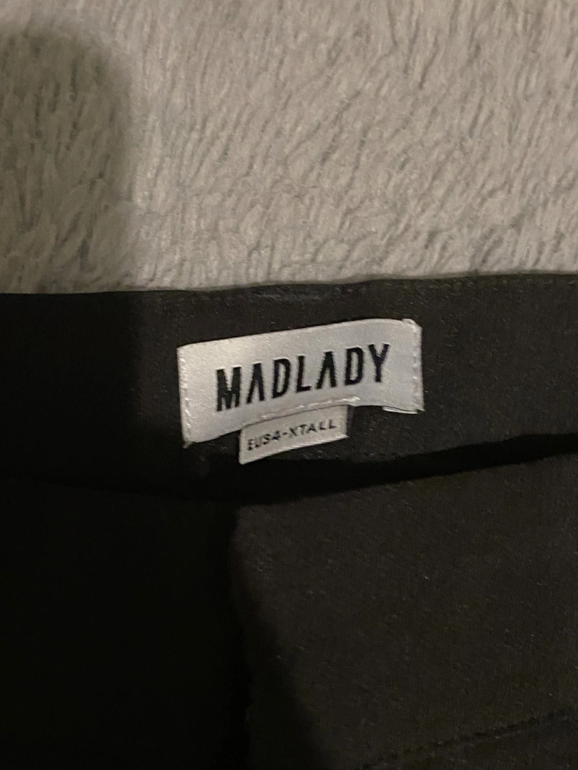 Svarta kostymbyxor från Madlady - 1