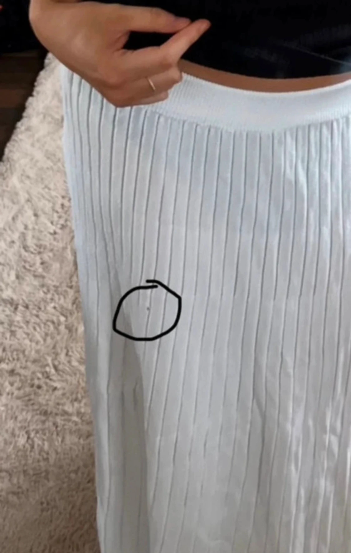 Vit långkjol med resårmidja - 3