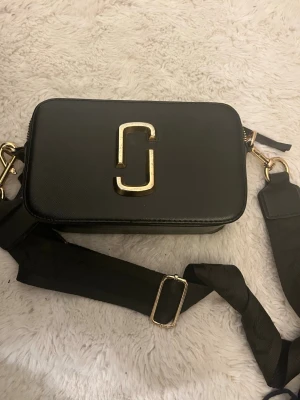 Svart Marc Jacobs - Svart Marc Jacobs väska