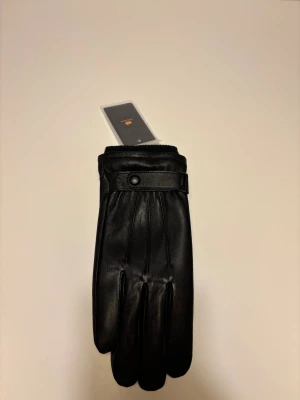 Fodrade läder handskar - Helt nya, passar till allt, varma och stilrena