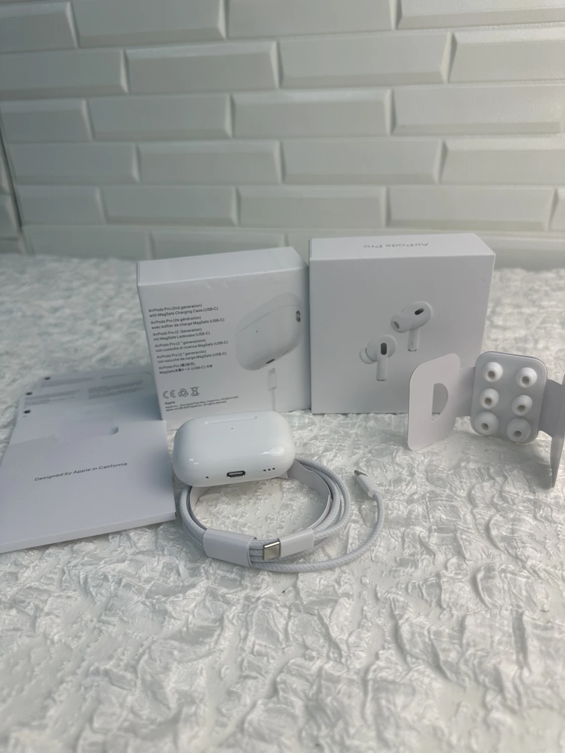 AirPods Pro (2nd generation) USB-C - 3