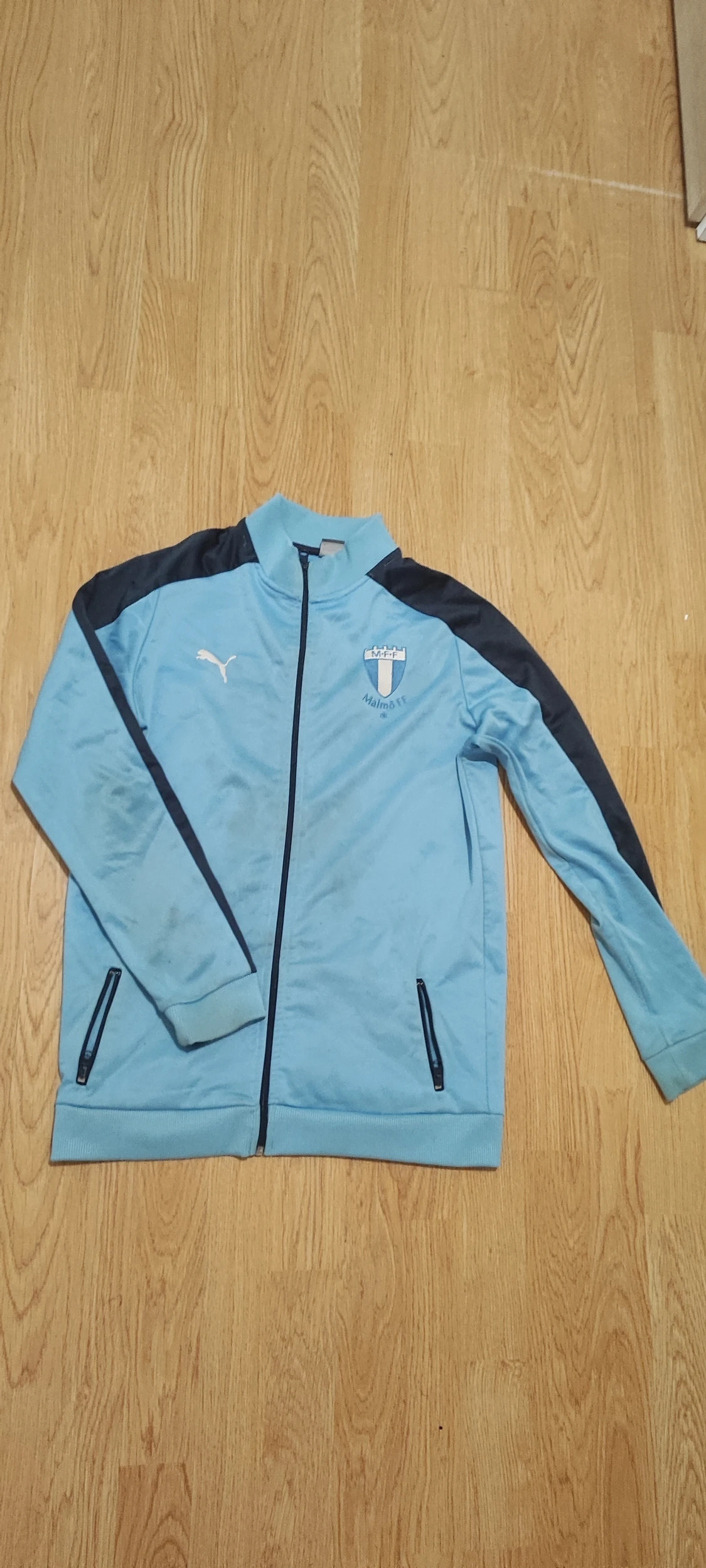 Ljusblå Malmö FF Puma träningsjacka