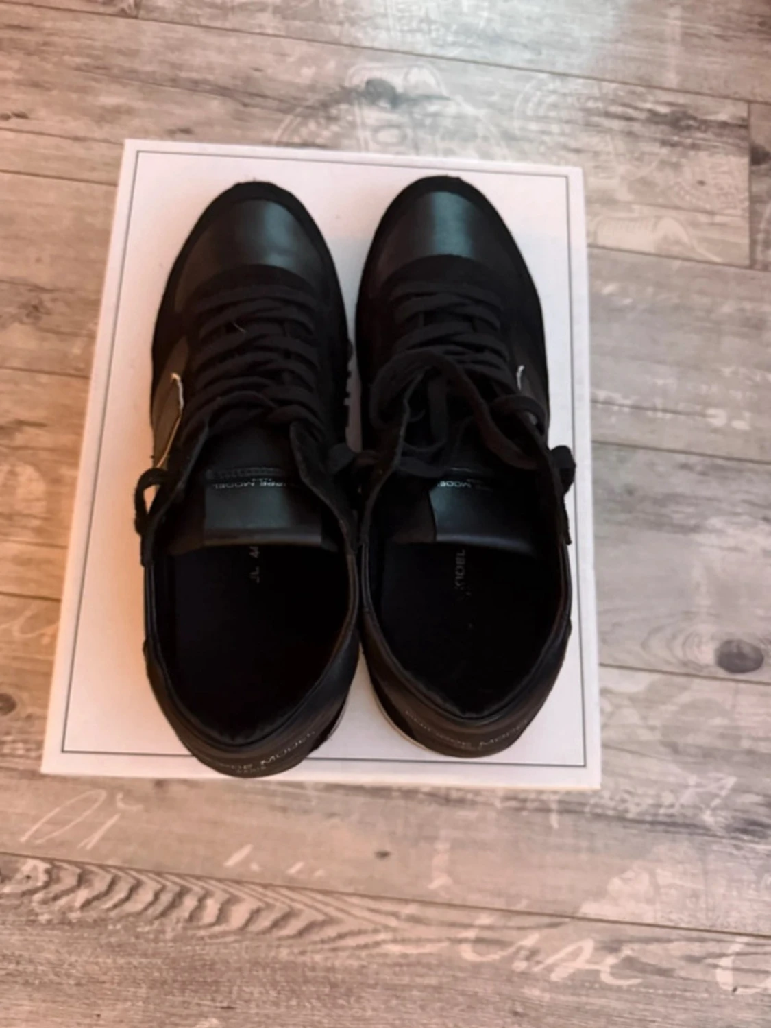 Svarta sneakers från Philippe Model - 3