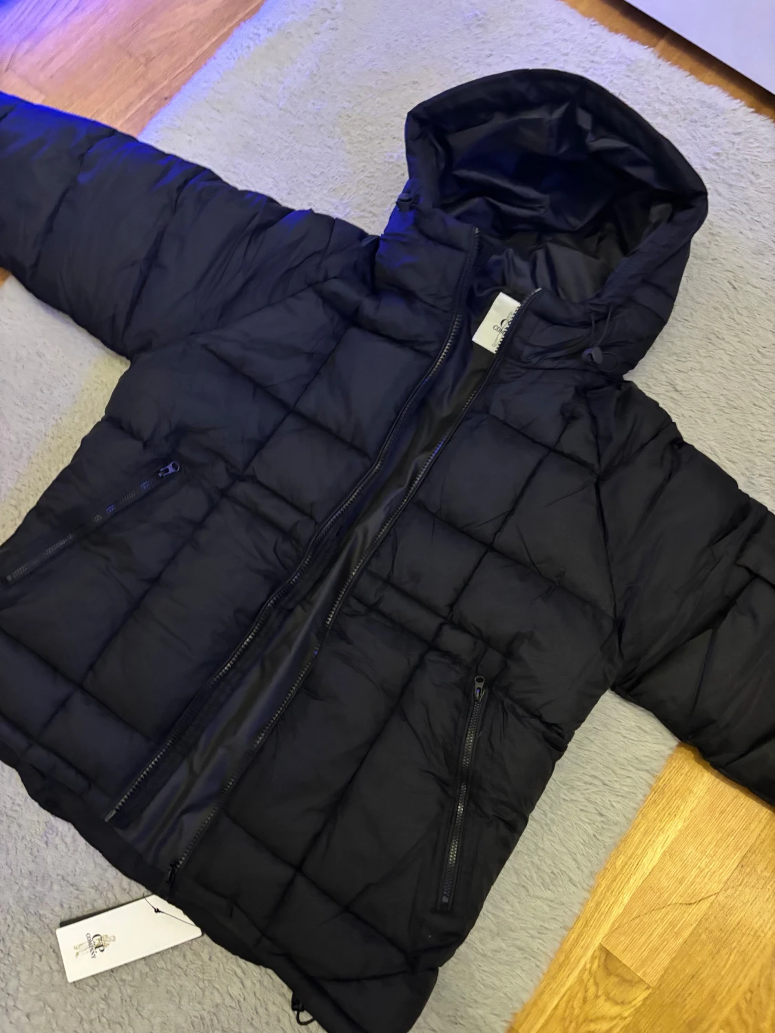 Svart pufferjacka från C.P. Company - 1
