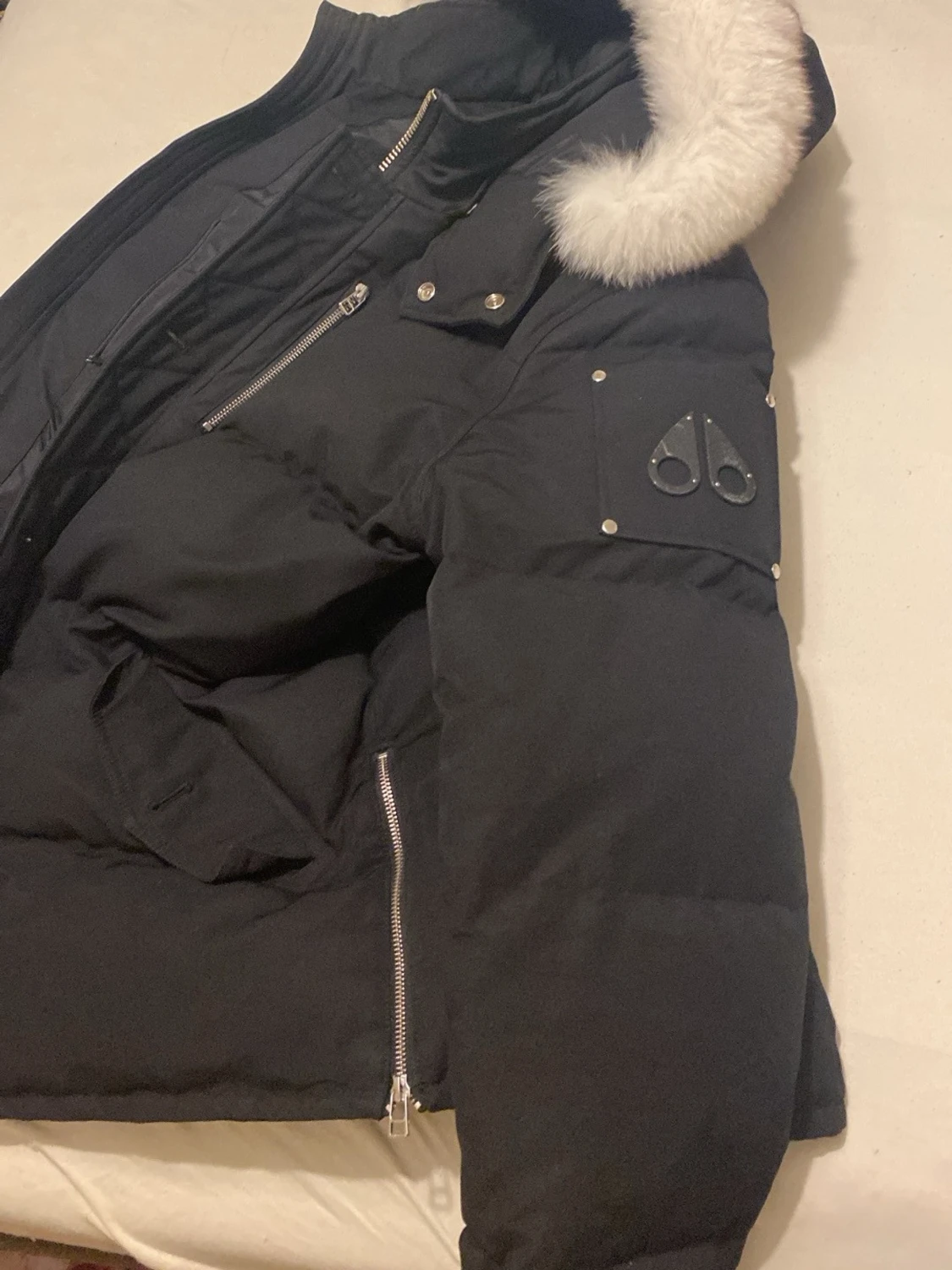 Svart Moose Knuckles dunjacka med päls - 3