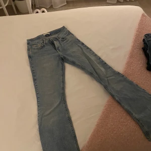 Ljusblå jeans från Gina - Använt 4 gånger. 