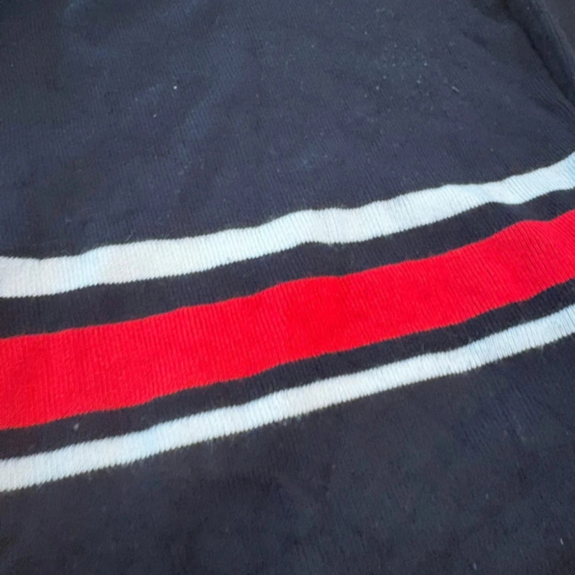 Svart stickad tröja med ränder FP Sister - 2