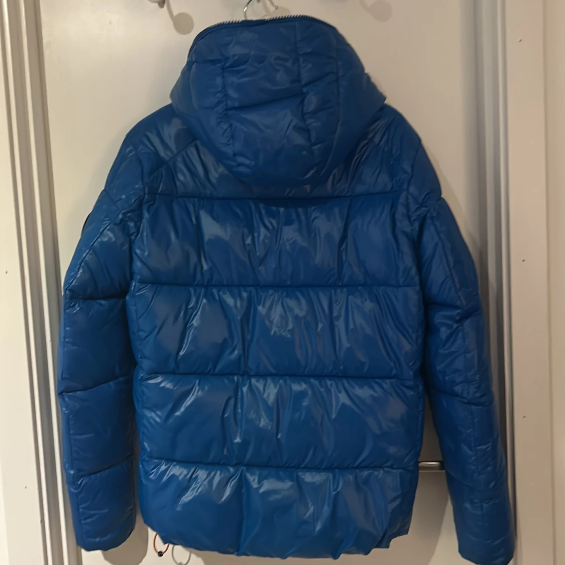 Blå pufferjacka från Save The Duck - 1