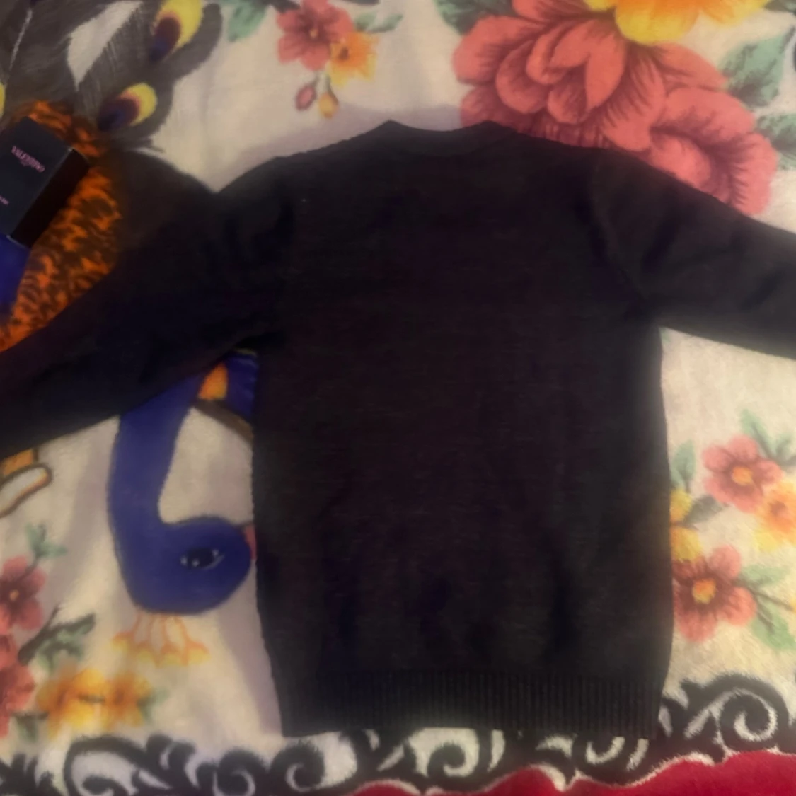 Svart stickad tröja Y.R. NANHAI L