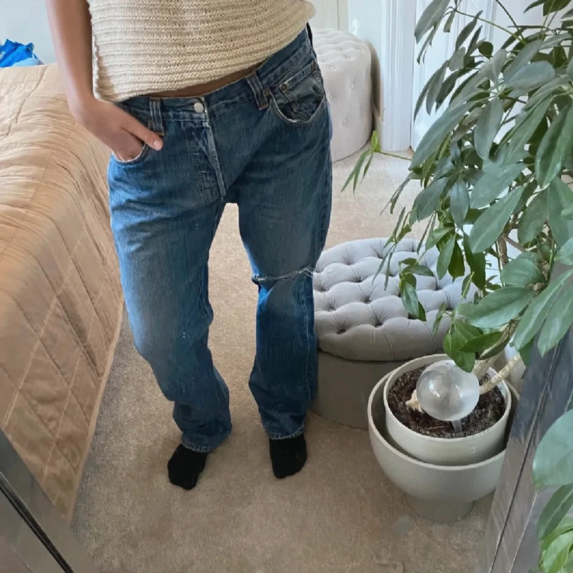 Levi's 501 blå jeans med hål på knät - 1