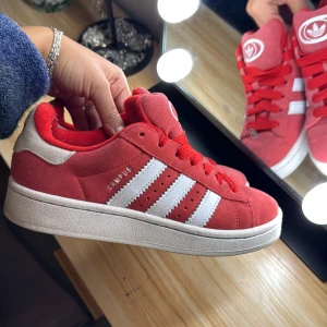 Campus  - Röda adidas campus ❤️‍🔥❤️‍🔥❤️‍🔥❤️‍🔥 